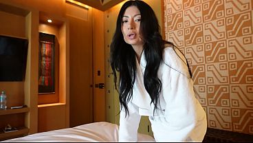 Pov: Si Jalang Tiri Latin Meremas Kontolku Di Pesta Nikah Omnya – Cami Strella X Lev Lieben