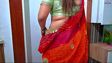 Bhabhi Desi Galiyon Mein Doodhwaale Ka Bill Chuka Rahi Hai, Kitchen Mein Jor Se Chodne Ki Hindi Audio Ke Saath.