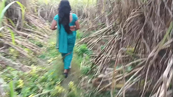 Buka-bukaan Di Kebun Tebu, Istri Orang Digebukin Sampe Muncrat-muncrat.