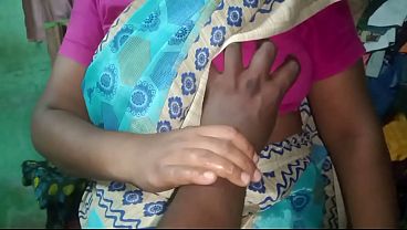 Ibu Rumah Tangga India Priyanka, Siap Melayani Suami Dengan Nafsu Liar Di Ranjang.