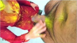 Pasangan Mesum Ini Main Chuda Chudi Di Hari Holi, Bikin Basah Kuyup.