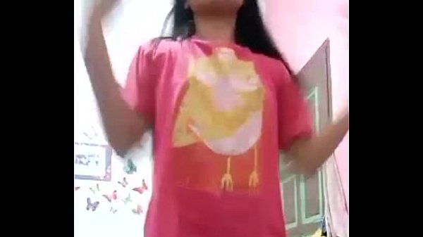 Potong.8d86e8fd-5adf-40e0-baec-8bc931de9d85.mov, Goyangin Tuh Memek Biar Keluar Air.