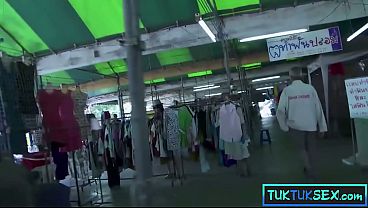 Lidah Ditindik, Si Thai Milf Mungil Digilir Dua Bule Nakal