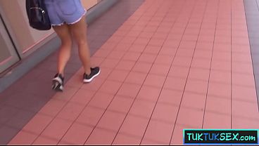 Gadis Amatir Thailand Digondol Naik Tuk Tuk Langsung Digebuk Di Hotel