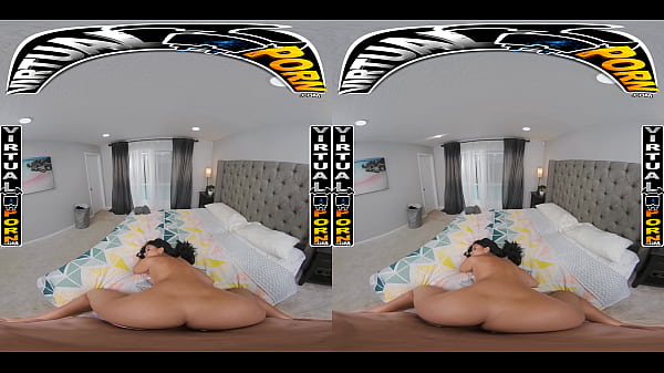 Virtual Porn – Mandi Lo Jadi Ajang Ngewe Panas Sama Step-sis Ameena Green Yang Gak Bisa Diem
