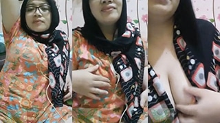 Toket Ukhti Cantik Binal, Bikin Ngaceng Terus.