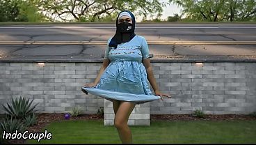 Hijab Mahasiswi Jogging Di Tempat Umum, Mulut Diganjar Duit Untuk Pelayanan Nafsu.