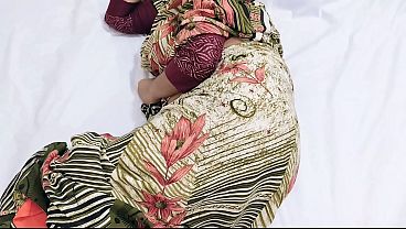 Aku Ngewe Mertua Sendiri, Kukira Istriku Yang Lagi Kugencarin.