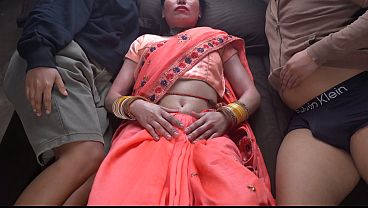 Ngentot Bareng Ibu Tiri India Sendirian Sama Anak Tiri, Bokep Desi India, Panas, Erotis.