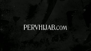 Ibu Tiri Muslim Ngajarin Anak Tiri Arab Yang Ngehe Ngentot – Chloe Amour, Mira Luv, Arin Jones