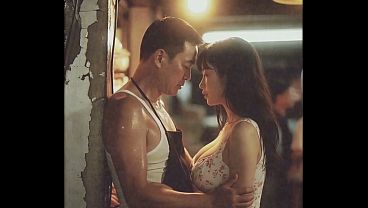 80年代的中国辣妹在菜市场骚动挑逗,湿身撩人