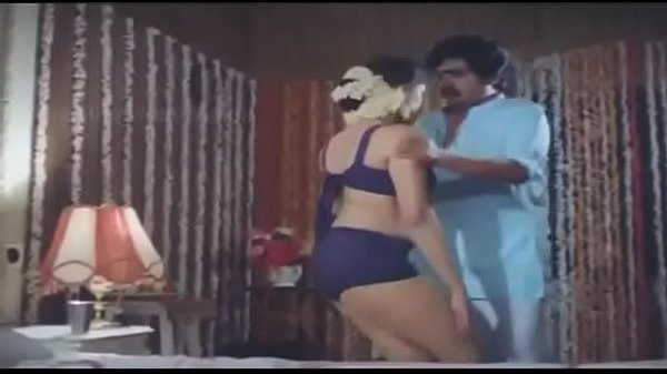 Cewek India, Bikin Ngilu Minta Digituin