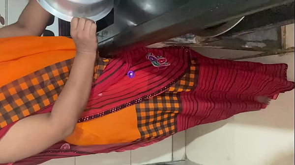 Bhabhi Ko Devar Ne Dhabe Se Uthake Bedroom Me Lejake Choda, Garam Hindi Voice Mein Chudai Ka Viral Mms
