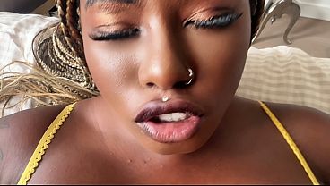 Xeinna Rose Pov: Hitam Manis Ngewe Kontol Putih Besar Kakak Tiri Sendiri
