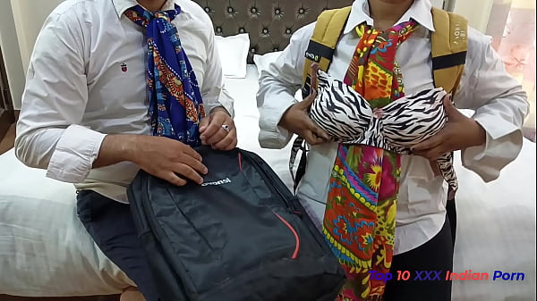 Anjing Dongo, Si Murid Desi Goblok Ngentot Cewek Desi Di Hotel Oyo Pas Pertama Ketemu, Crot Di Mana-mana.